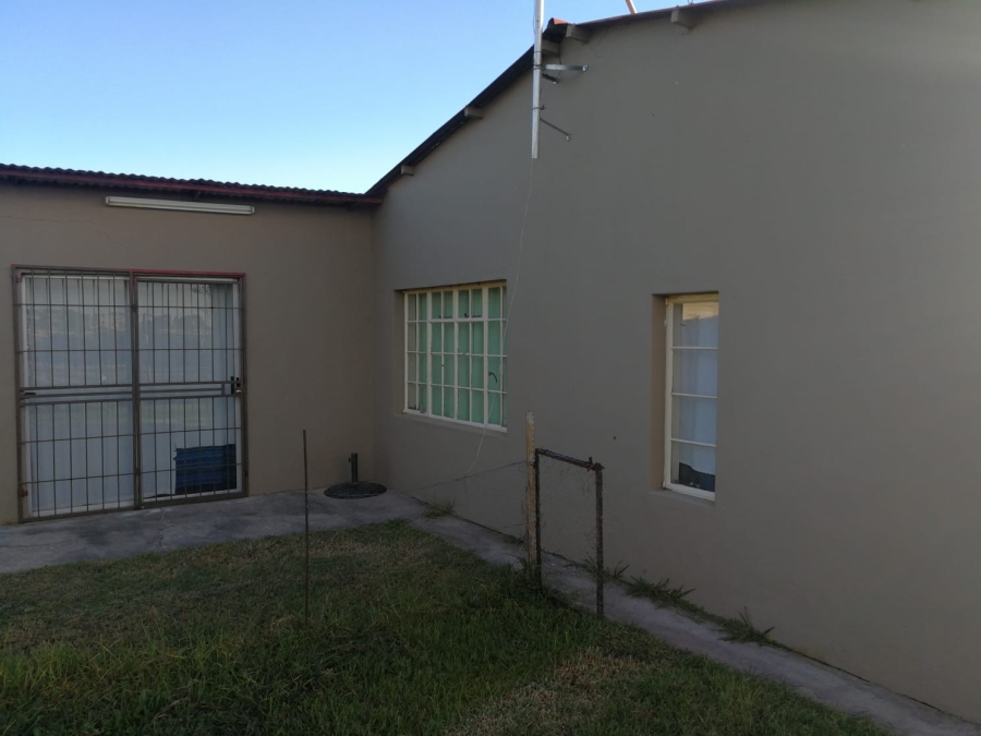 To Let 3 Bedroom Property for Rent in Highveld Free State